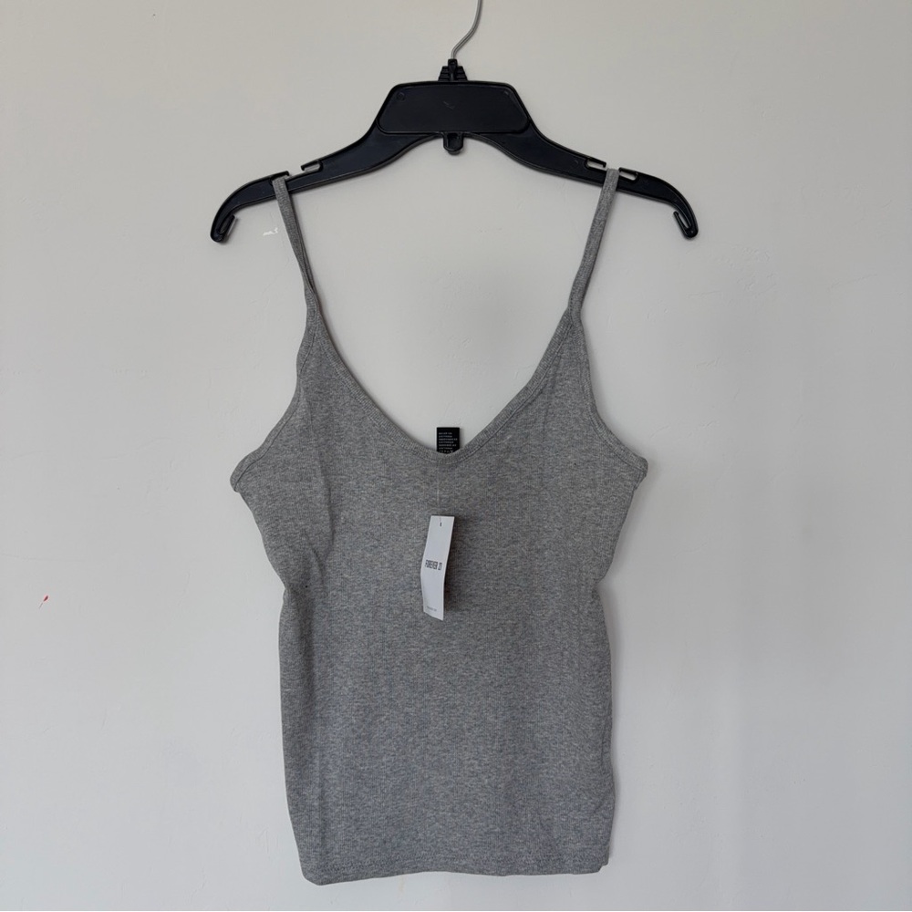 Forever 21 Ribbed Tank Top 🆕 - Picture 2 of 2